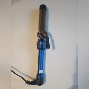 Hot Shot Blue Titanium Salon Pro Curling Iron